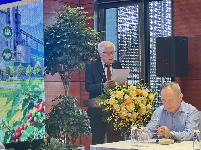 TS. Nguyễn Trí Ngọc, Phó Chủ tịch kiêm Tổng Thư ký Hiệp hội Phân bón Việt Nam phát biểu khai mạc hội thảo. Ảnh: Phương Thuý