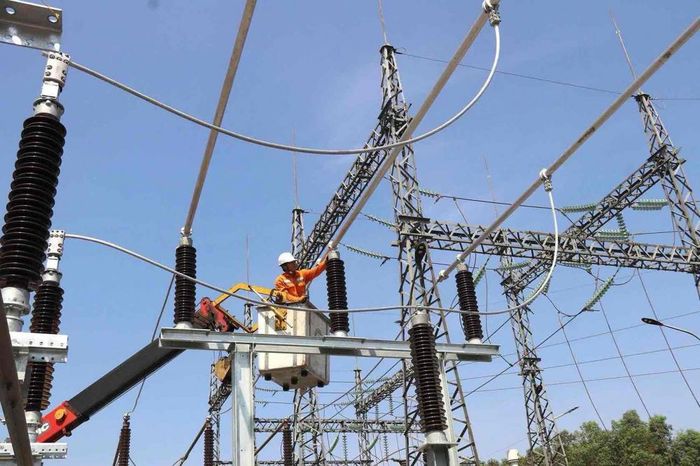 Luật Điện lực 2024 xác định nguyên tắc “tách bạch chức năng sản xuất, kinh doanh, cung cấp dịch vụ với chức năng quản lý nhà nước; tách bạch các hoạt động có tính độc quyền tự nhiên, độc quyền nhà nước với các hoạt động có tính cạnh tranh trong dây chuyền sản xuất điện năng” - Ảnh: HAC