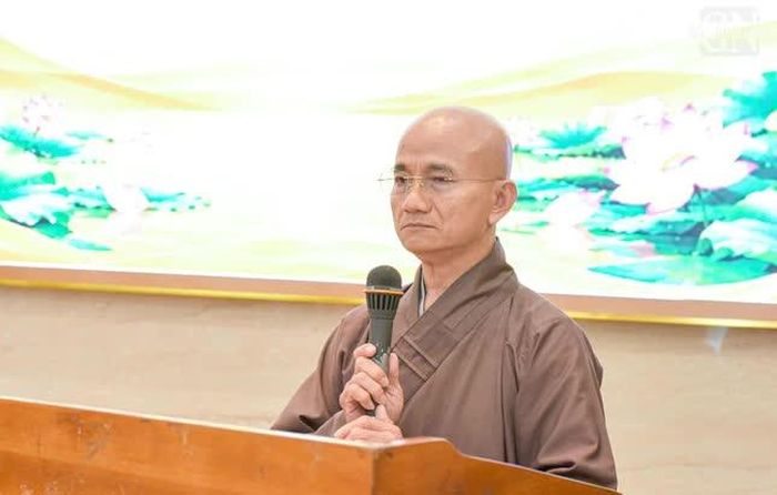 Thượng tọa Thích Thiện Quý phát biểu khai mạc