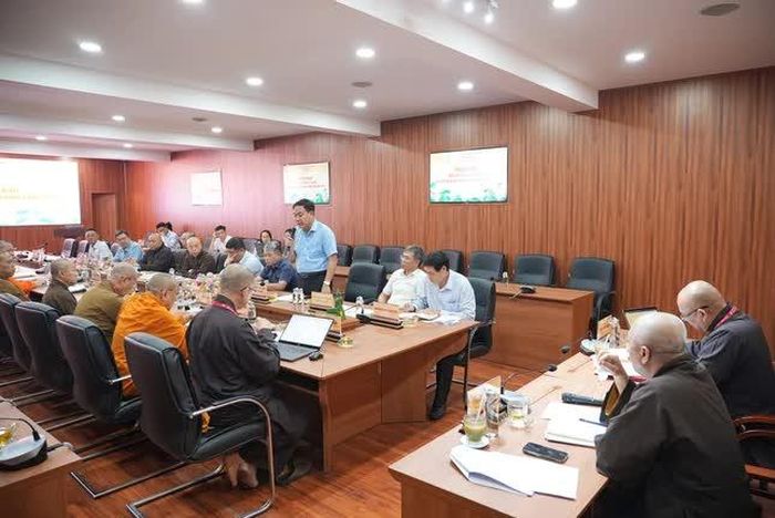 Ông Nguyễn Duy Tân, Phó Giám đốc Sở Dân tộc và Tôn giáo TP.HCM phát biểu tại buổi họp