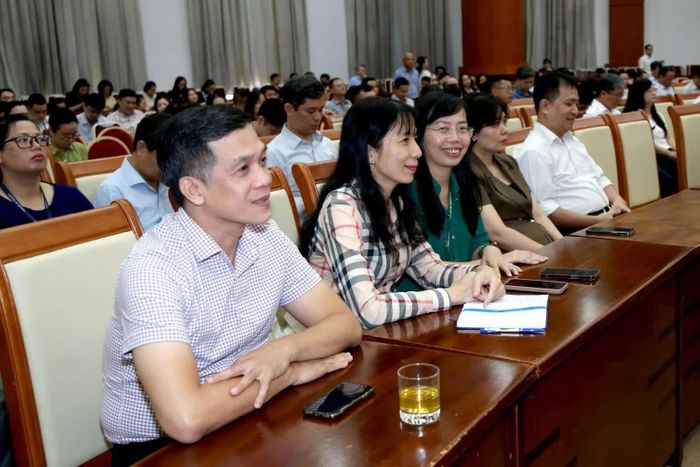 Các đại biểu tham dự tại điểm cầu Bộ Tài chính. Ảnh: Đức Minh