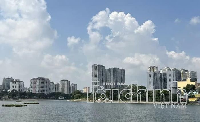 Giá bán sơ cấp căn hộ chung cư nội đô Hà Nội đạt trung bình 102 triệu đồng/m2