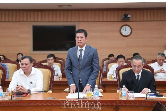 Tân Giám đốc Kho bạc Nhà nước Phạm Đức Thắng phát biểu nhận nhiệm vụ. Ảnh: Đức Minh