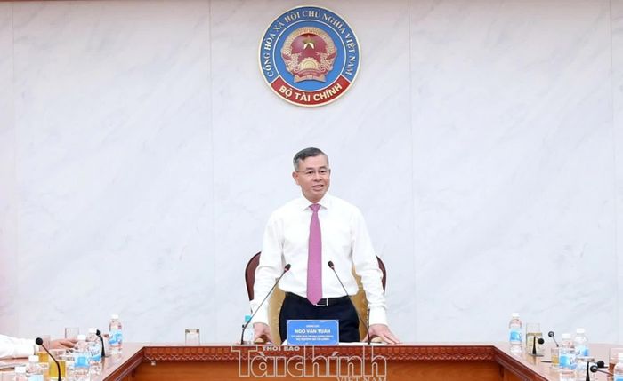 Bộ trưởng Ngô Văn Tuấn phát biểu. Ảnh: Đức Minh