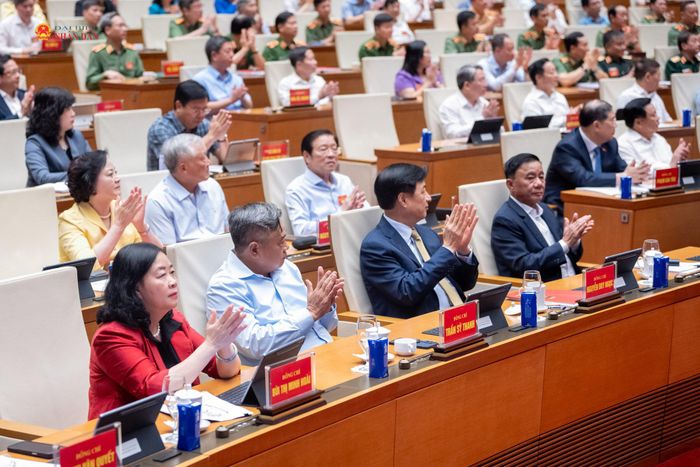 Lãnh đạo Đảng, Nhà nước dự Hội nghị toàn quốc nghiên cứu, học tập, quán triệt và triển khai Nghị quyết Hội nghị Trung ương 4, khóa XIV