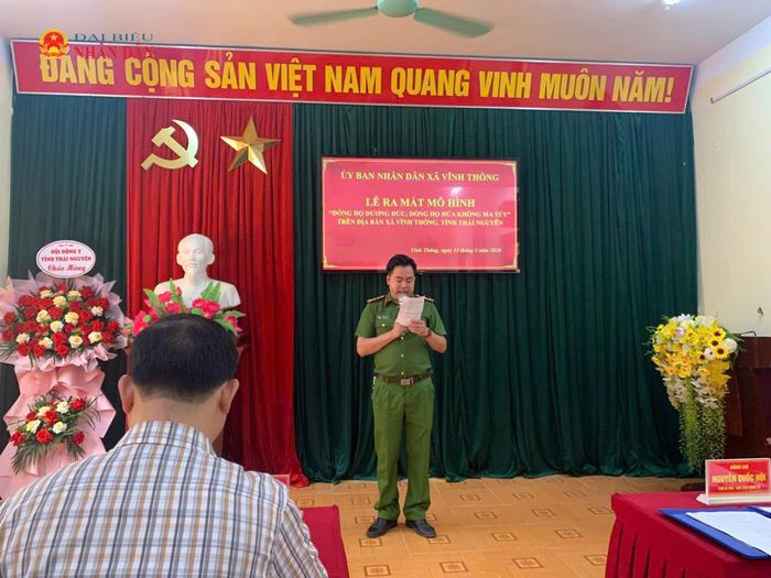 UBND xã Vĩnh Thông đã tổ chức Lễ ra mắt mô hình dòng họ Hứa; dòng họ Dương Đức không ma túy. Ảnh: Đồng Thưởng.