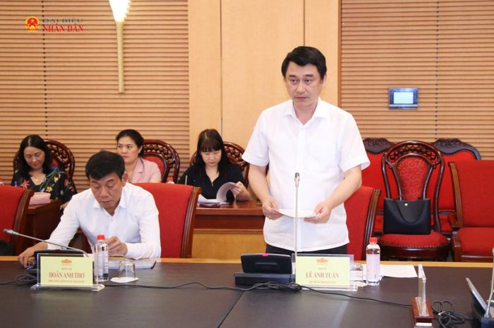 Thứ trưởng Bộ Ngoại giao Lê Anh Tuấn phát biểu tại phiên họp. Ảnh: Đắc Trường