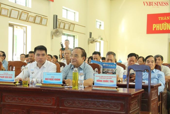 Đại diện các đơn vị tham dự hội nghị.