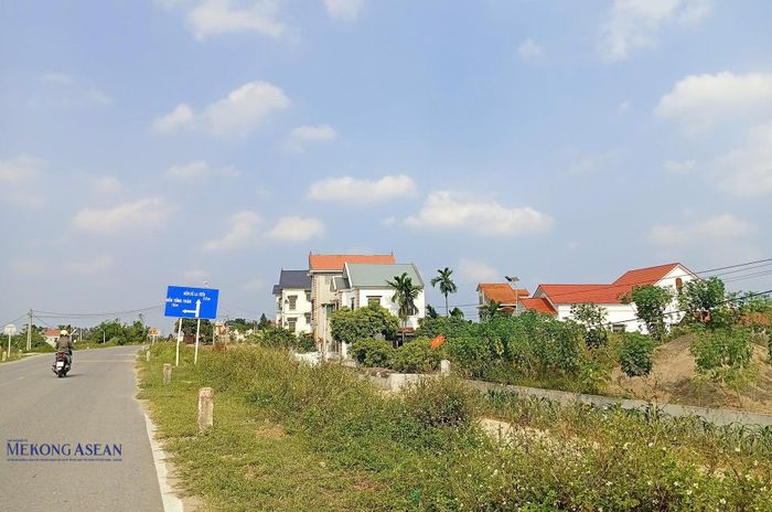 Một góc xã Tống Trân hôm nay. Ảnh: Phùng Nguyện.