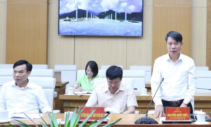 Phó Chủ tịch UBND tỉnh Phú Thọ Nguyễn Khắc Hiếu phát biểu tại hội nghị