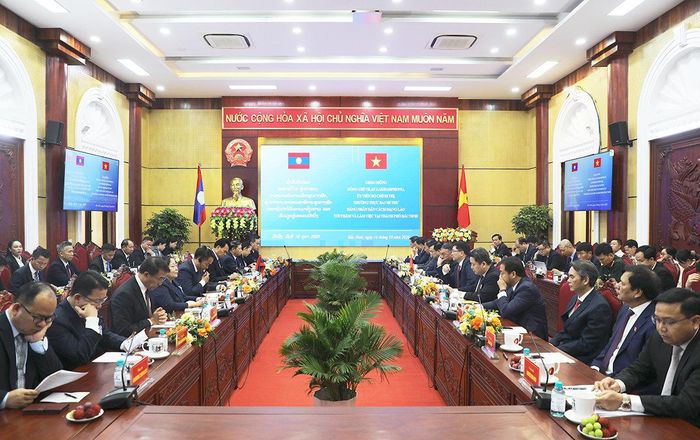 Toàn cảnh buổi làm việc