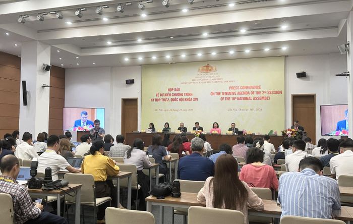 Toàn cảnh Họp báo