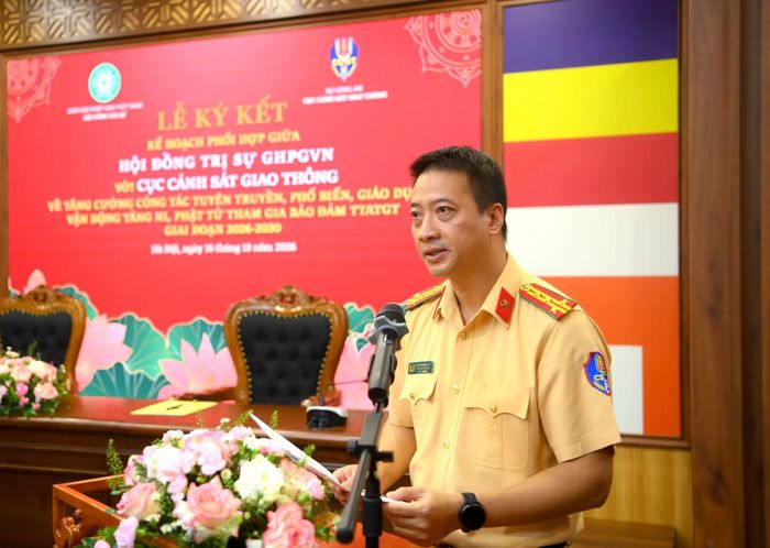 Đại tá Phạm Quang Huy phát biểu tại lễ ký kết.