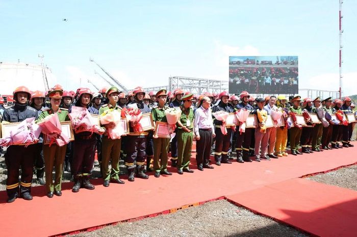 Các đơn vị tham gia diễn tập sẽ rút kinh nghiệm những mặt tồn tại để áp dụng vào thực tế khi các vụ cháy nổ khí xảy ra.
