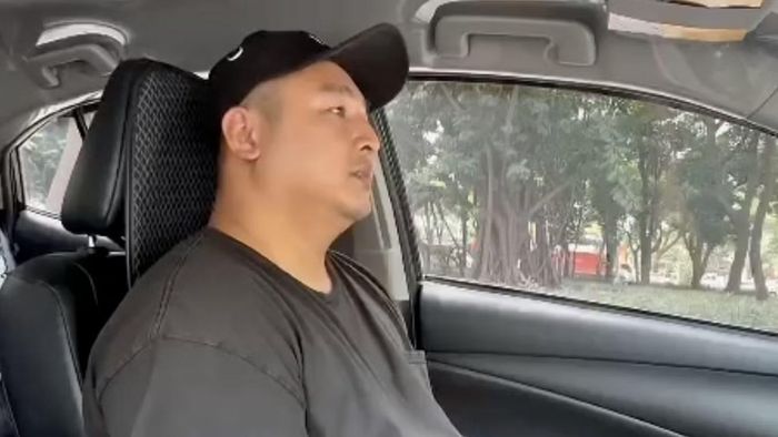 Anh Luân, tài xế ô tô chia sẻ về quá trình được CSGT hỗ trợ.