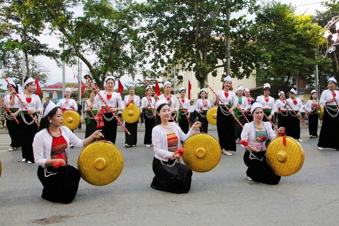 Sắc màu dân tộc Mường. Ảnh: CTV
