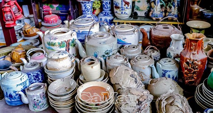 Anh Nghĩa sở hữu bộ sưu tập lên đến 10 ngàn hiện vật.