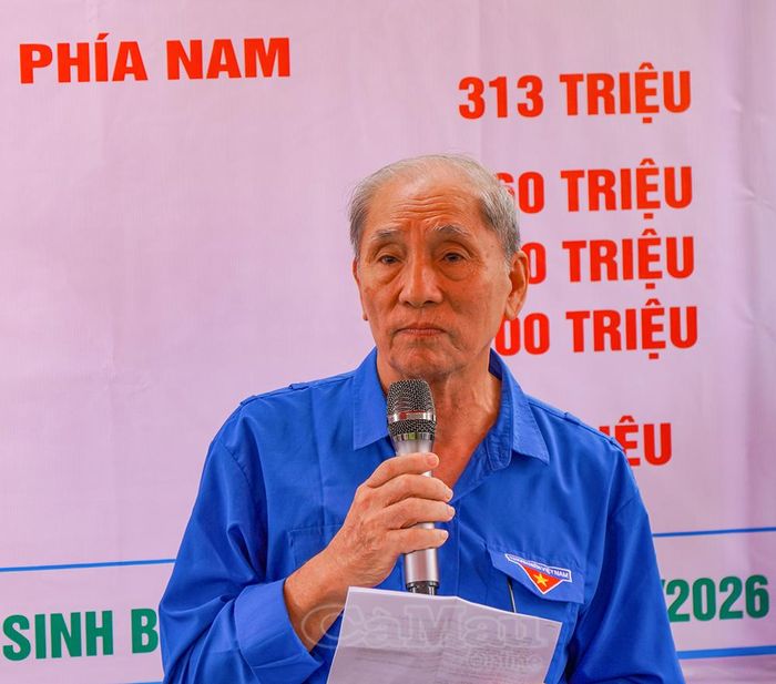 Trưởng Ban Liên lạc Khu Đoàn Tây Nam Bộ Lê Trí Dũng phát biểu tại lễ khánh thành.
