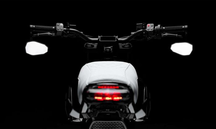 Brabus Urban E Fragment Edition kết hợp công nghệ điện và thiết kế thời trang. (Ảnh: Brabus)