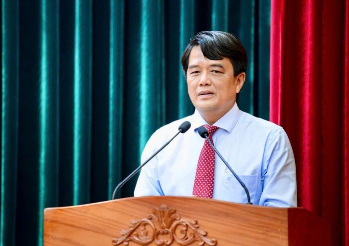 Trưởng Ban Tuyên giáo Thành ủy TPHCM Bùi Thanh Nhân phát biểu