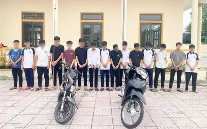 2 nhóm thanh, thiếu niên được Công an gọi lên làm việc, kịp thời ngăn chặn phát sinh bạo lực