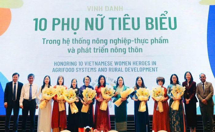 FAO tại Việt Nam vinh danh 10 phụ nữ tiêu biểu trong nông nghiệp và phát triển nông thôn bền vững.