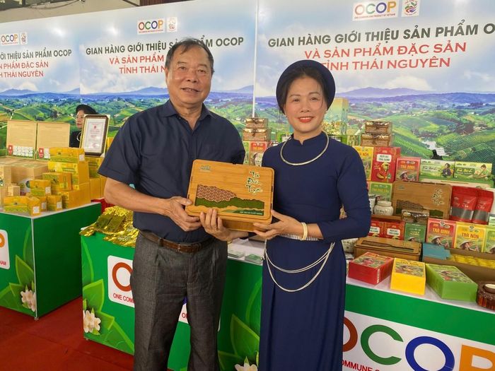GS.TS. Đào Thanh Vân, Phó Chủ tịch Hiệp hội Nông nghiệp hữu cơ Việt Nam, Chủ tịch Hội Nông nghiệp hữu cơ Thái Nguyên