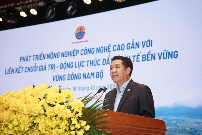 ông Vũ Mạnh Hùng - Trưởng ban Công tác kết nối của Hiệp hội Doanh nghiệp châu Âu tại Việt Nam (EuroCham) kiêm Chủ tịch HĐQT Tập đoàn Hùng Nhơn