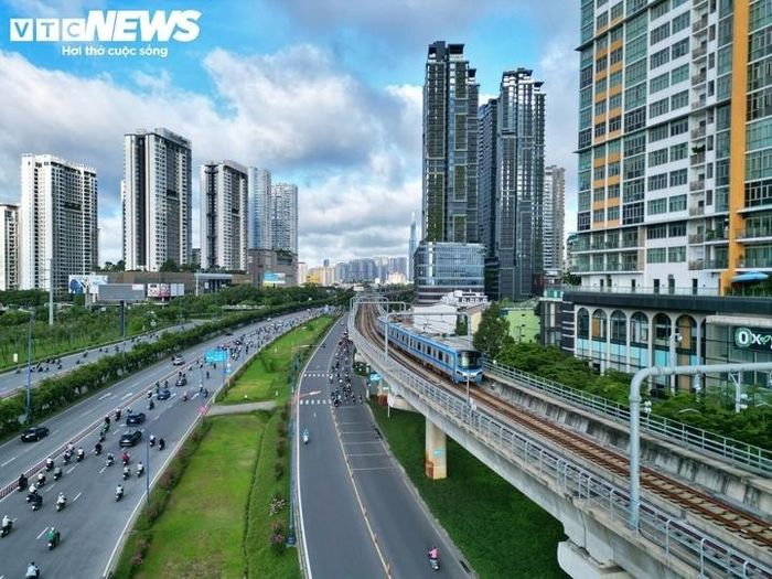 TP.HCM đặt mục tiêu từ nay đến năm 2030 hoàn thành 8 tuyến metro với tổng chiều dài khoảng 255 km. (Ảnh: Lương Ý)