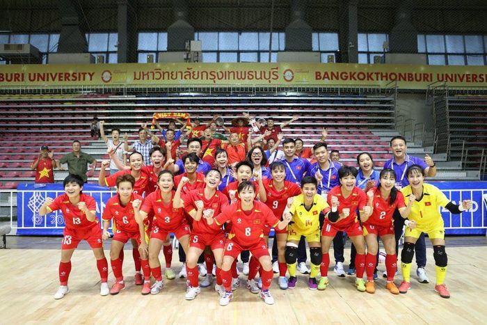 Futsal nữ Việt Nam để lại dấu ấn mạnh mẽ.