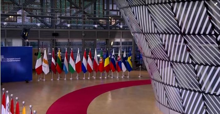 Những bất đồng về ngân sách, chính sách thương mại và biện pháp hỗ trợ Ukraine đang đặt ra nhiều thách thức đối với sự đồng thuận giữa 27 quốc gia thành viên tại hội nghị thượng đỉnh lần này. Ảnh: Reuters