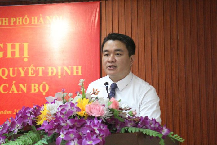 Tân Giám đốc Sở Tư pháp Duy Hoàng Dương phát biểu nhận nhiệm vụ. Ảnh: Công Phương