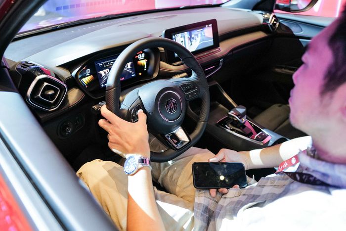 Táp lô của xe MG GT mới - mẫu xe có thể sẽ cạnh tranh mạnh trong phân khúc sedan thể thao đô thị Trung Quốc đang manh nha hình thành. Ảnh: Hoàng Linh