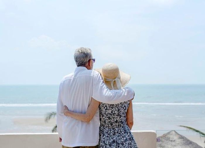 Khi cân bằng được giữa sự gần gũi gia đình và tính độc lập cá nhân, tuổi già không chỉ an toàn hơn mà còn trở nên trọn vẹn và ý nghĩa hơn. Ảnh minh họa