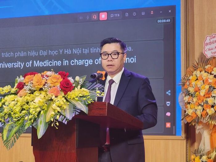 TS. Lại Vũ Kim, Phó Vụ trưởng Vụ Tổ chức Cán bộ, Bộ Y tế phát biểu. Ảnh: Ngọc Hưng.