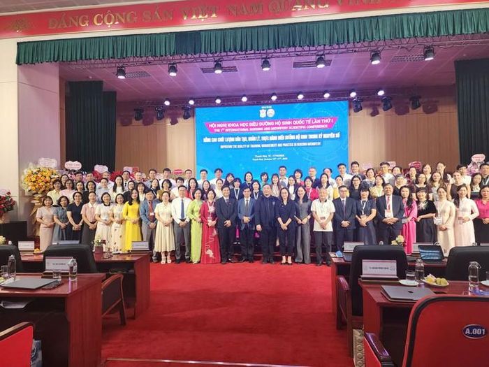 Hội nghị thu hút hơn 500 đại biểu đến từ hơn 50 đơn vị trong nước và quốc tế. Ảnh: Ngọc Hưng.