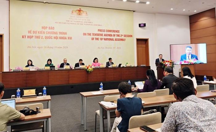 Họp báo về dự kiến chương trình Kỳ họp thứ 2, Quốc hội khóa XVI. Ảnh: Lê Bảo