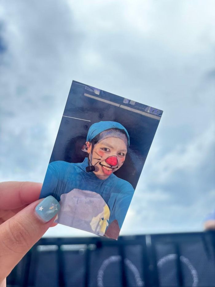 Doraemon phiên bản Tinh Hà "Say Hi" được chính chủ phát tận tay. Nguồn: @ywnmyie._hw