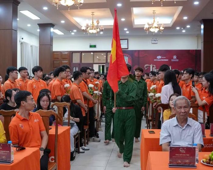 Tiểu phẩm "Nữ thép kiêu hùng” khiến ban giám khảo và người xem xúc động