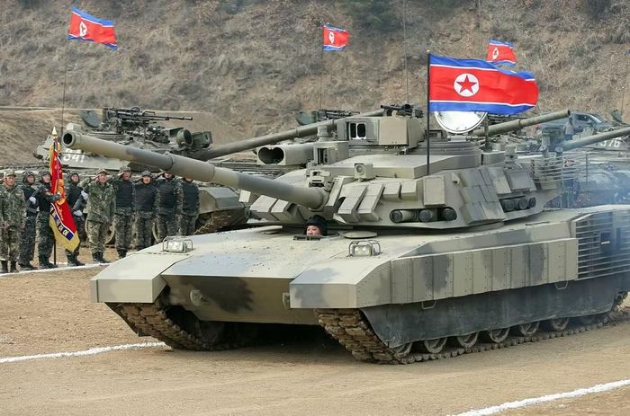 Cả hai phiên bản Cheonma-2 nói trên đều thu hút sự chú ý của Chủ tịch Kim Jong-un. Lý do rất rõ ràng - xét về đặc tính hiệu năng, những chiến xa này đủ sức cạnh tranh ngang ngửa với mọi loại xe tăng đang phục vụ trong quân đội của các đối thủ tiềm năng.