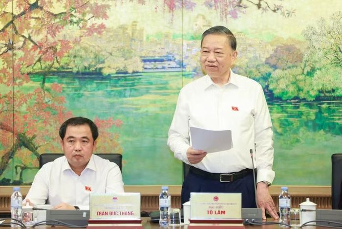 Tổng Bí thư, Chủ tịch nước Tô Lâm góp ý dự thảo luật (Ảnh: Văn Tuyến)