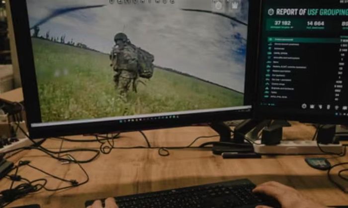 Quân đội Ukraine phụ thuộc đáng kể vào mạng vệ tinh để điều phối máy bay không người lái (UAV), vận chuyển vật tư và duy trì liên lạc giữa các đơn vị tiền tuyến.