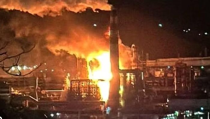 Xét tổng thể, Mỹ có đủ ảnh hưởng để khiến Ukraine phải cân nhắc lại chiến dịch tập kích nhà máy lọc dầu Nga, nhưng chưa chắc có thể buộc Kiev từ bỏ hoàn toàn chiến thuật này.
