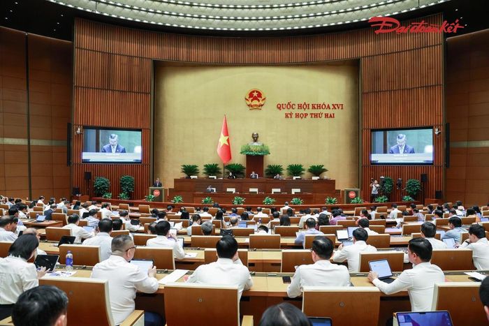 Quang cảnh phiên họp chiều 17/10. Ảnh: Quang Vinh