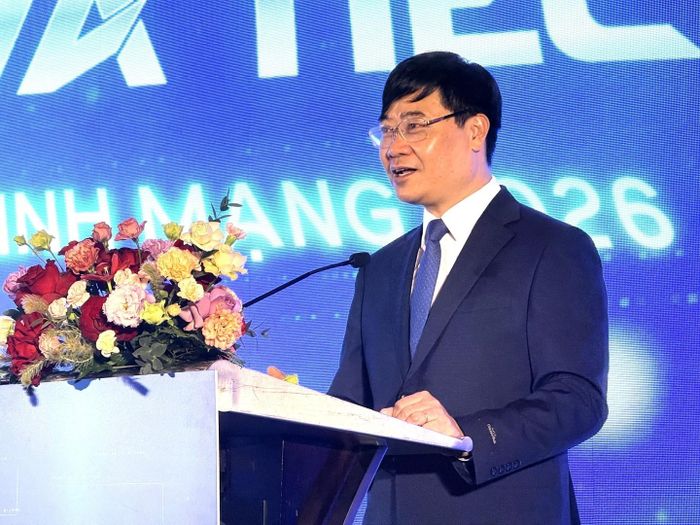 Đại tá, TS. Nguyễn Hồng Quân, Phó Cục trưởng Cục An ninh mạng, Bộ Công an, phát biểu tại Lễ trao giải.