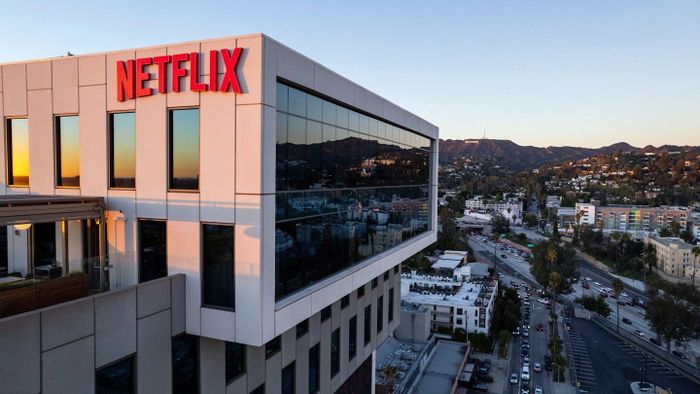  Netflix phải đối mặt khó khăn về thị trường, chi phí và vận hành. Ảnh: Bloomberg. 