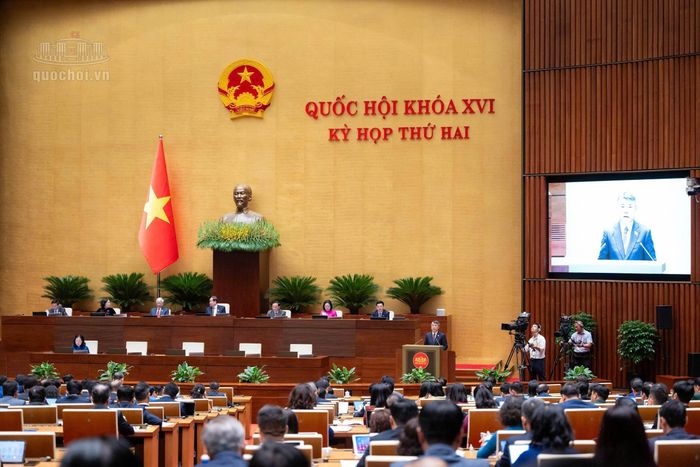  Thủ tướng báo cáo trước nghị trường về công tác thực hiện các chỉ tiêu kinh tế - xã hội. Ảnh: Quochoi.vn. 
