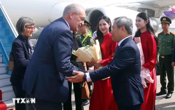  Chuyến thăm diễn ra trong bối cảnh quan hệ Việt Nam - Thụy Sĩ tiếp tục được thúc đẩy trên nhiều lĩnh vực. Hai nước nâng cấp quan hệ lên Đối tác toàn diện tháng 1/2025, tạo khuôn khổ mở rộng hợp tác song phương. Ảnh: Phạm Kiên/TTXVN. 
