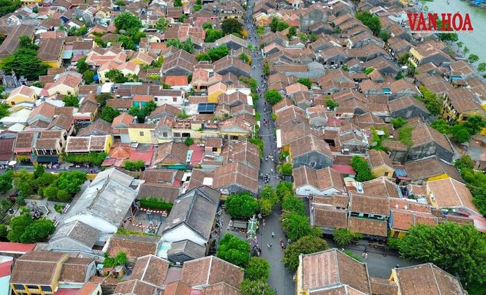 Khu vực phố cổ Hội An nhìn từ trên cao