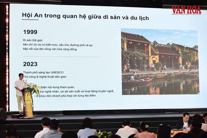 Các chuyên gia trình bày tham luận tại hội thảo